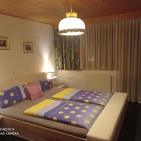Ferienwohnung Haus Sonnenschein Holzgau Exterior foto